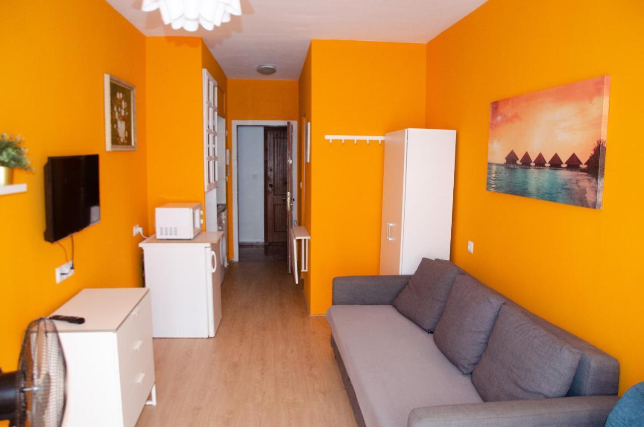 Econom Studio La Loma Διαμέρισμα Τορεβιέχα Εξωτερικό φωτογραφία